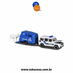 1:64 MAJORETTE - Trailer - Van Mercedes-Benz AMG G63 Police com Reboque + Cavalo branco - comprar online