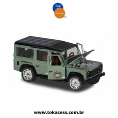 Miniatura 1:64 MAJORETTE - Delux Cars - Land Rover Defender 110 Verde - 266C - comprar online