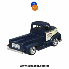 Miniatura 1:64 Matchbox - 70 anos - Collectors - 1953 Ford Coe na internet