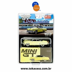 Miniatura 1:64 MINI GT - Lincoln Capri - Premier Yellow - #561