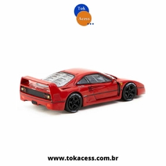 Miniatura 1:64 Tarmac Works - Ferrari F40 Vermelha - Tok Acess