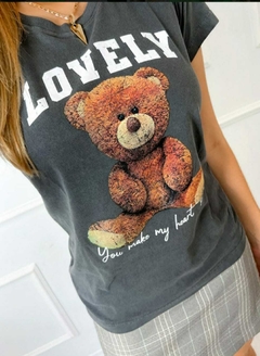 T-Shirt Lovely - comprar online