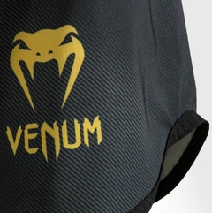 SHORT MUAY THAI KING GOLD P - VENUM