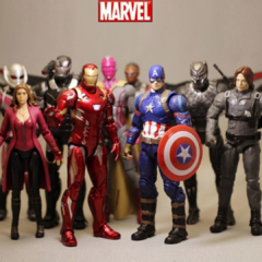 Bonecos os Vingadores da Marvel articulados