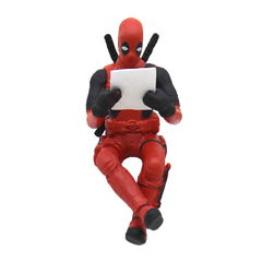 Deadpool em PVC lendo, deitado ou apenas o busto