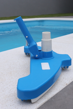 Aspirador Jumbo Para Piscina Grande Netuno De 3 Rodas - comprar online