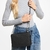 Michael Kors crossbody monogram negra - comprar en línea