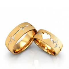 Alianças de Casamento 7mm Diamantadas Batimentos Cardíacos Coração Vazado Ouro 18k
