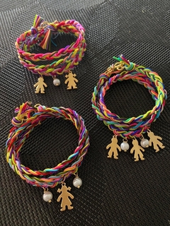 Pulsera tejida niños en internet