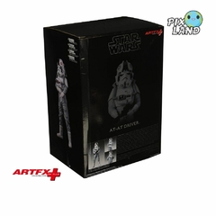 Artfx+ Figura Articulada AT-AT Driver Star Wars.