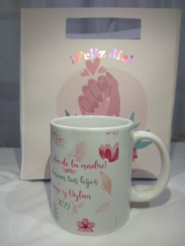 Taza mágica cerámica personalizada Merlina 01  Tazas personalizadas,  remeras, personalizados.