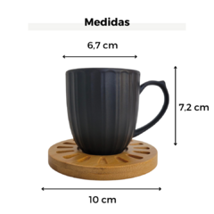 Taza De Porcelana Negra Con Plato De Bamboo 150Ml - comprar online
