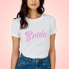 Playera Blanca con estampado "Bride" en color rosa o negro. Despedida de Soltera en internet