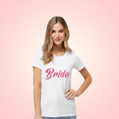 Playera Blanca con estampado "Bride" en color rosa o negro. Despedida de Soltera