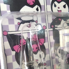 PLUMA FUENTE SANRIO KUROMI MARCA LULU BONITA en internet