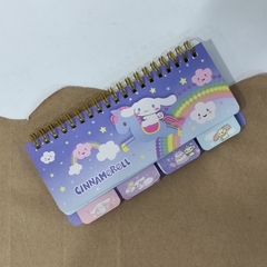 LIBRETAS 17 x 6.5 cm ARILLOS SEPARADORES INCLUÍDOS MUNDO SANRIO - comprar en línea