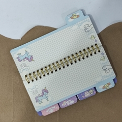 Imagen de LIBRETAS 17 x 6.5 cm ARILLOS SEPARADORES INCLUÍDOS MUNDO SANRIO