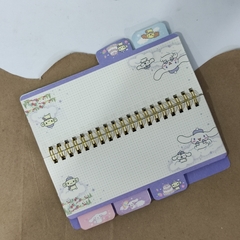 LIBRETAS 17 x 6.5 cm ARILLOS SEPARADORES INCLUÍDOS MUNDO SANRIO