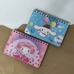 PLANNERS 104 PAGS 18.6 x 12.3 cm PASTA DURA ARILLOS MUNDO SANRIO