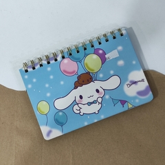 PLANNERS 104 PAGS 18.6 x 12.3 cm PASTA DURA ARILLOS MUNDO SANRIO