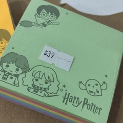 POST IT HARRY POTTER 5 COLORES 7.5x7.5 cm SOFIA STICKER NOTAS ADHESIVAS STICKY NOTES - Maco Creativos