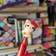 Imagen de PLUMAS RETRÁCTILES PERSONAJES MUNDO SANRIO TINTA NEGRA PUNTA 0.5 MM MUNDO SANRIO