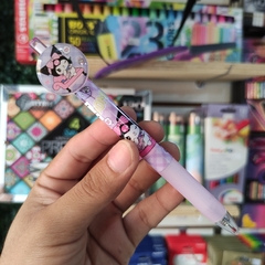 PLUMAS RETRÁCTILES KUROMI TINTA NEGRA PUNTA 0.5MM MUNDO SANRIO - comprar en línea