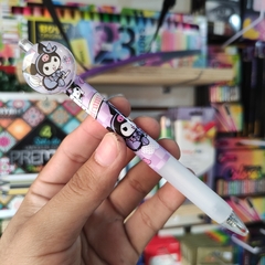 PLUMAS RETRÁCTILES KUROMI TINTA NEGRA PUNTA 0.5MM MUNDO SANRIO - tienda en línea