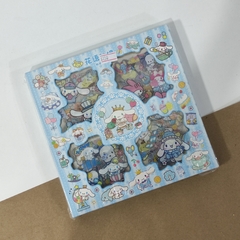 CAJA PAQUETE STICKERS VARIADOS MUNDO SANRIO 100 PZS STICKERS PRECORTADOS PVC MUNDO SANRIO - Maco Creativos