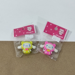 BORRADORES CINNAMOROLL TAMAÑO DE EMPAQUE 8.5X6CM GOMAS DE BORRAR 2 MODELOS DIFERENTES MUNDO SANRIO