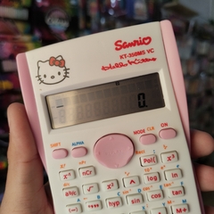 CALCULADORA ELECTRONICA CIENTIFICA HELLO KITTY 9 X 16.5 CM MUNDO SANRIO - Maco Creativos