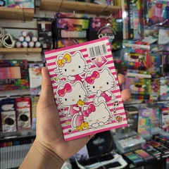 LIBRO DE STICKERS HELLO KITTY PRECORTADOS MATERIAL PAPEL 10 X 13.5 CM 450 PZS SANRIO - Maco Creativos