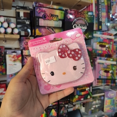 CALCULADORA ELECTRÓNICA HELLO KITTY ESPEJO CON CUBRE TECLADO Y ESPEJO INCLUIDO MUNDO SANRIO - comprar en línea