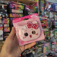 CALCULADORA ELECTRÓNICA HELLO KITTY ESPEJO CON CUBRE TECLADO Y ESPEJO INCLUIDO MUNDO SANRIO en internet