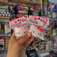 SACAPUNTAS HELLO KITTY PLÁSTICO RIGIDO MINI BORRADOR Y CONTENEDOR MUNDO SANRIO