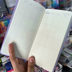 PLANNERS SEMANALES MUNDO SANRIO PASTA DURA MY MELODY SEPARADOR INCLUIDO KUROMI DETALLES HOLOGRÁFICOS EN PORTADA PLANNERS MUNDO SANRIO en internet