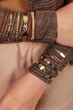 Bracelete Feminino Design Moderno de Bolinhas Banhado a Ouro 18K - Fashion Jóias