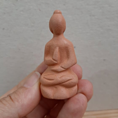 Buda Mini Escultura Cerâmica Terracota na internet