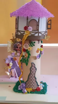 Piñata torre Rapunzel - tienda online