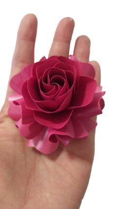 Rosas de Papel con follaje incluido UNIDAD - Tres Deseos Deco Mdp