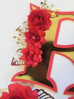 Cake topper incial floral - comprar online