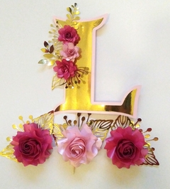 Cake topper incial floral