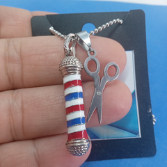 Polo barbero con cadena y mini dije de tijera - Bijouterie3soles