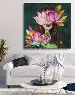 Quadro decorativo mulher com flor de lótus.