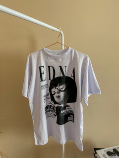 Max T-shirt Edna na internet