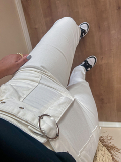 Calça White modelo Mom - loja online