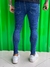 Calça Super Skinny Escura Com Respingos e Puídos - REF0034 na internet