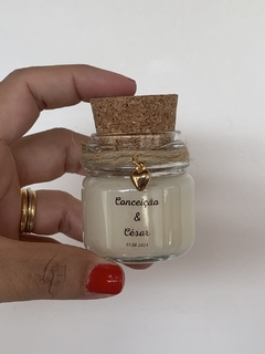 Kit com 30 velas perfumadas Baby para eventos em geral - acompanha pingente - Personalize do seu jeito - loja online