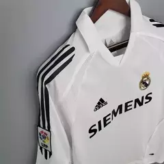 Camisa Retrô Real Madrid Home 2005/06 - Affluence Sports | Loja Online de Chuteiras.