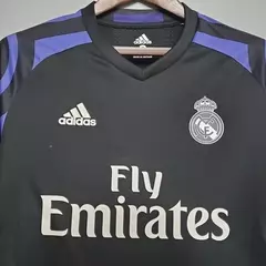 Camisa Retrô Real Madrid Third 2015/16 na internet